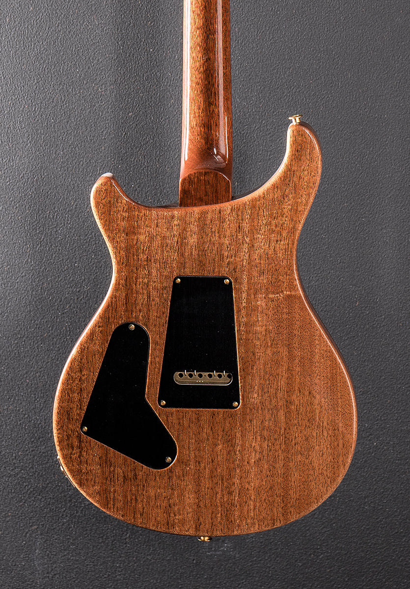 Custom 24 10 Top &