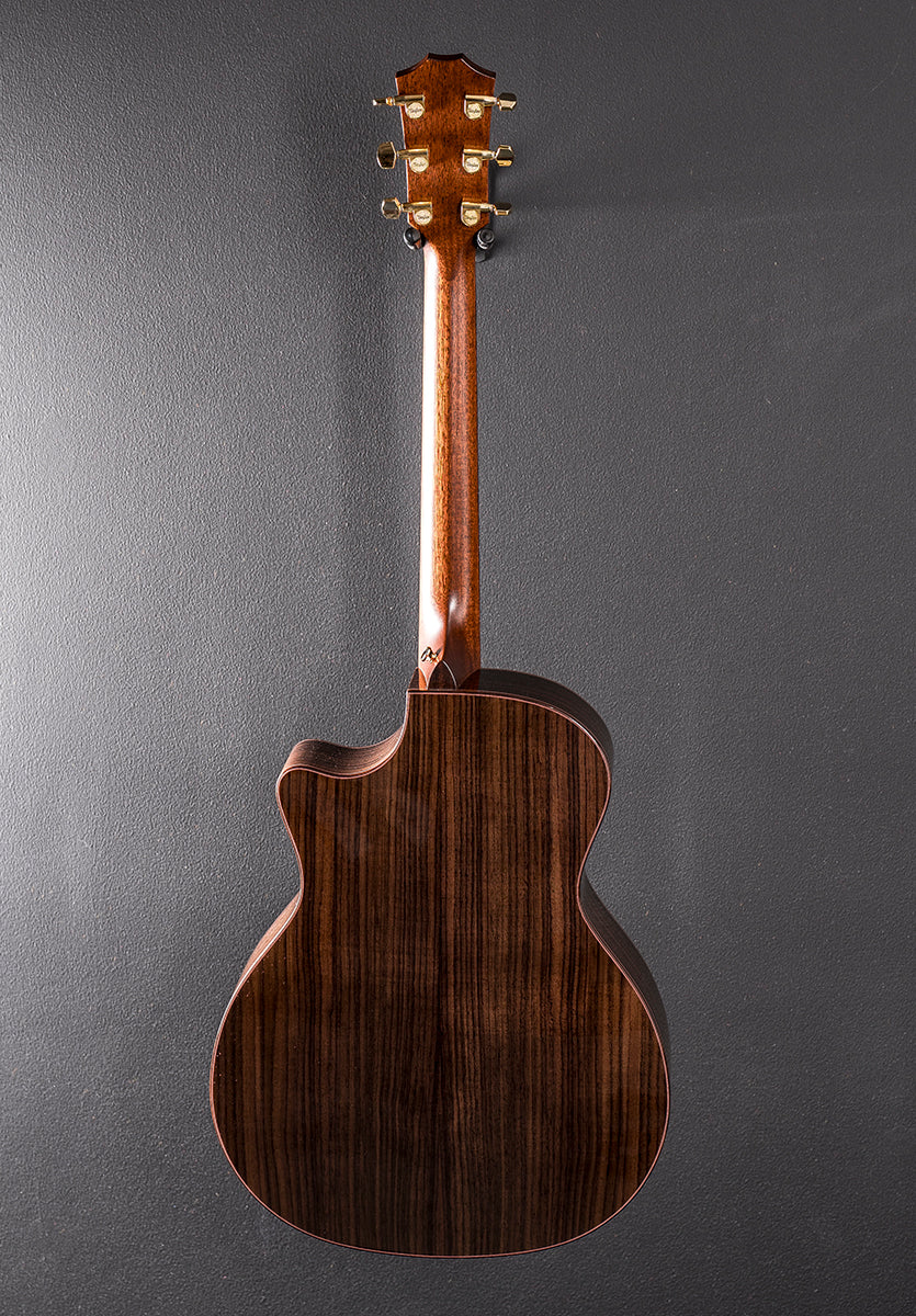 Used Legacy 914CE &