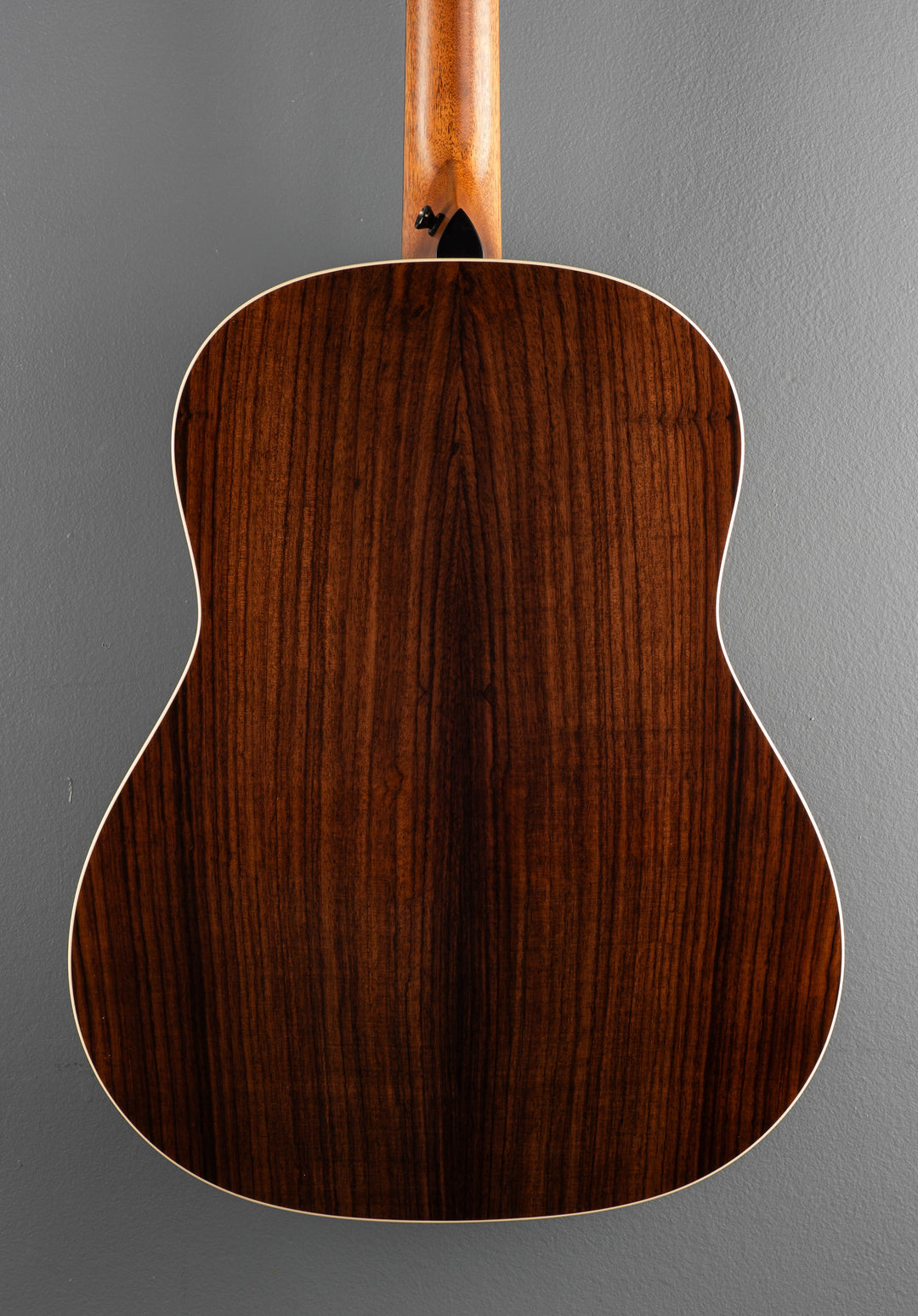 Gold Label 717E Blacktop