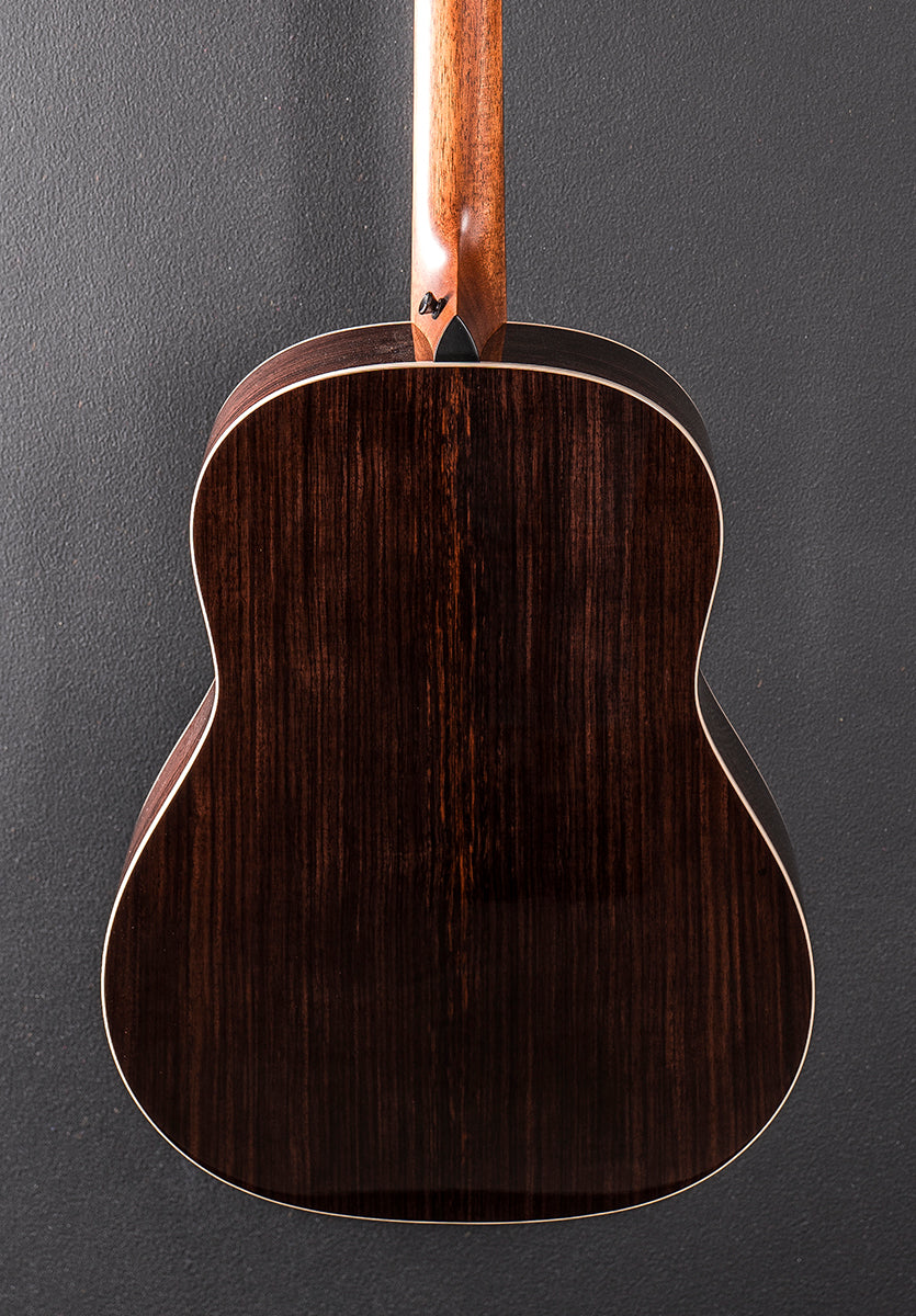 Gold Label 717E Blacktop