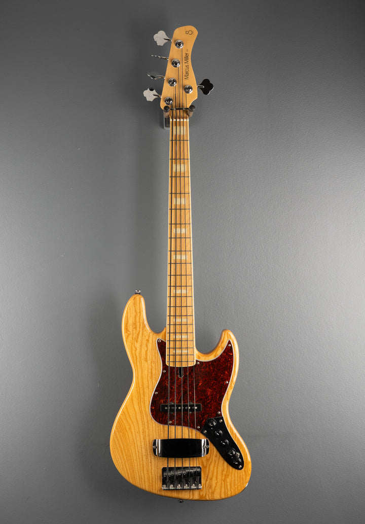 Marcus Miller V7 5 String Bass, Recent