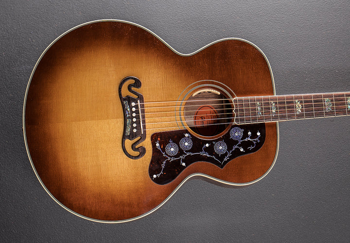 SJ-200 Elegant Koa - Honey Burst