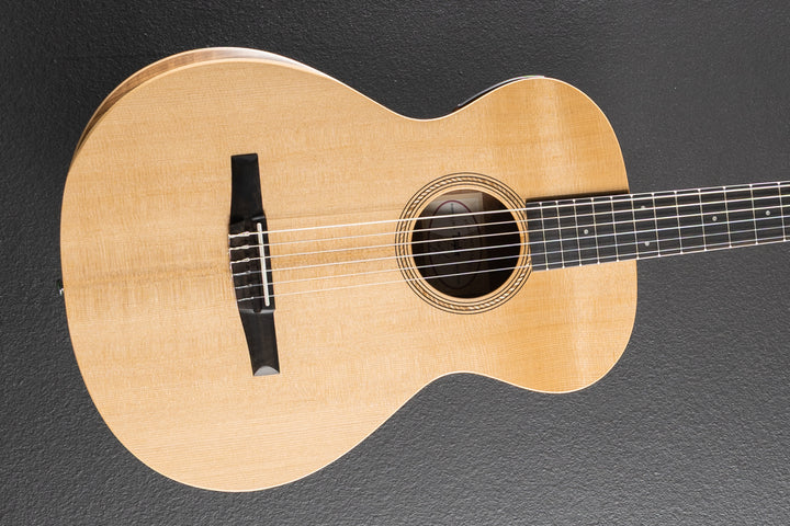 USED Academy 12E-N &