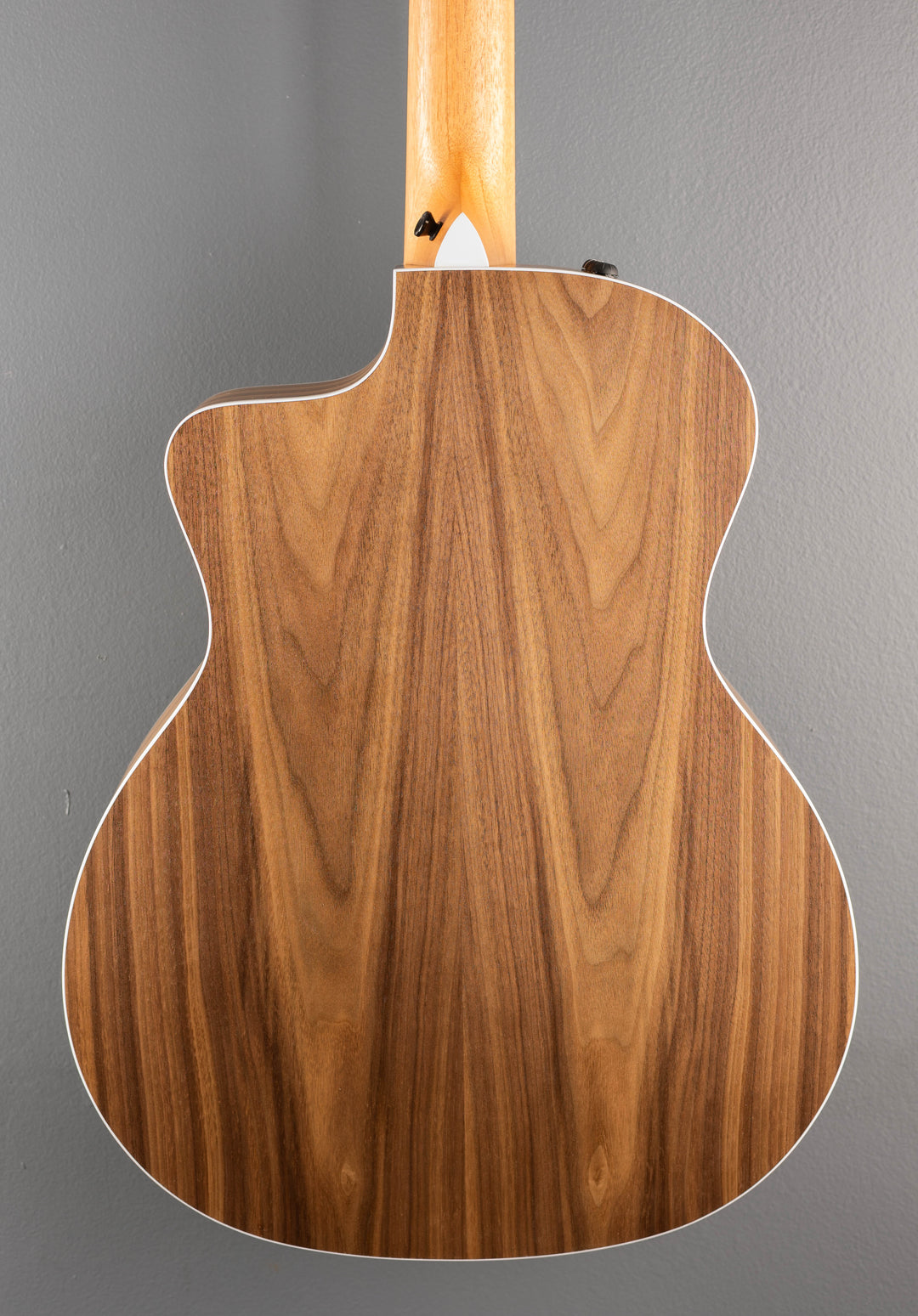 USED 214CE-N Walnut &