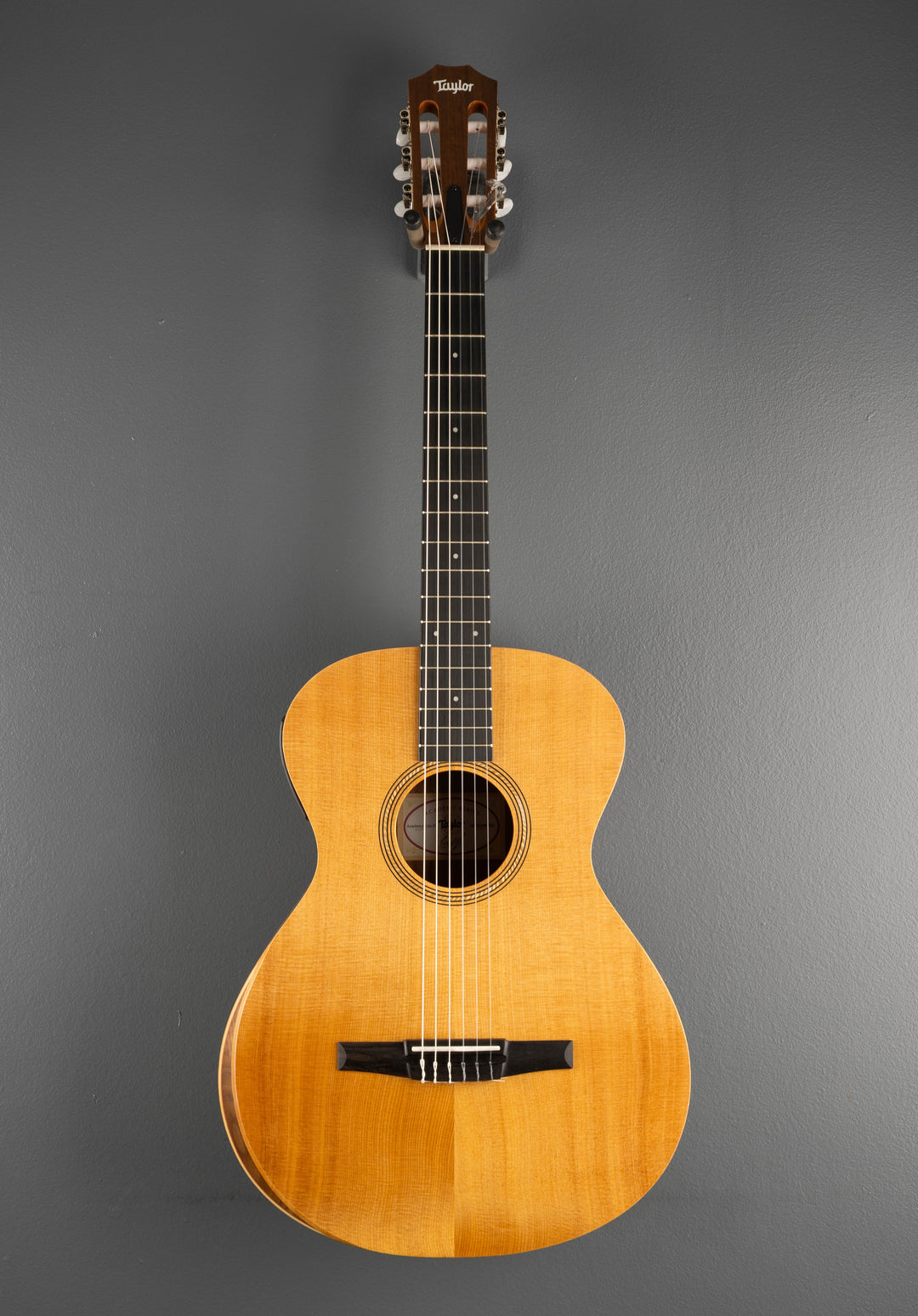 USED Academy 12E-N &