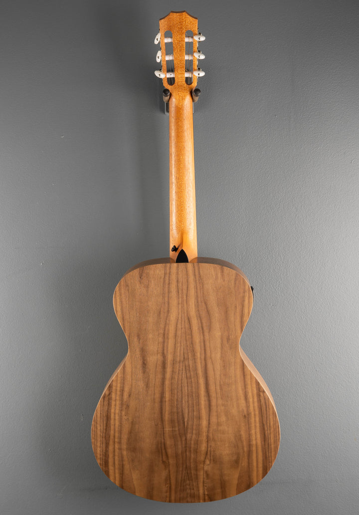 USED Academy 12E-N &