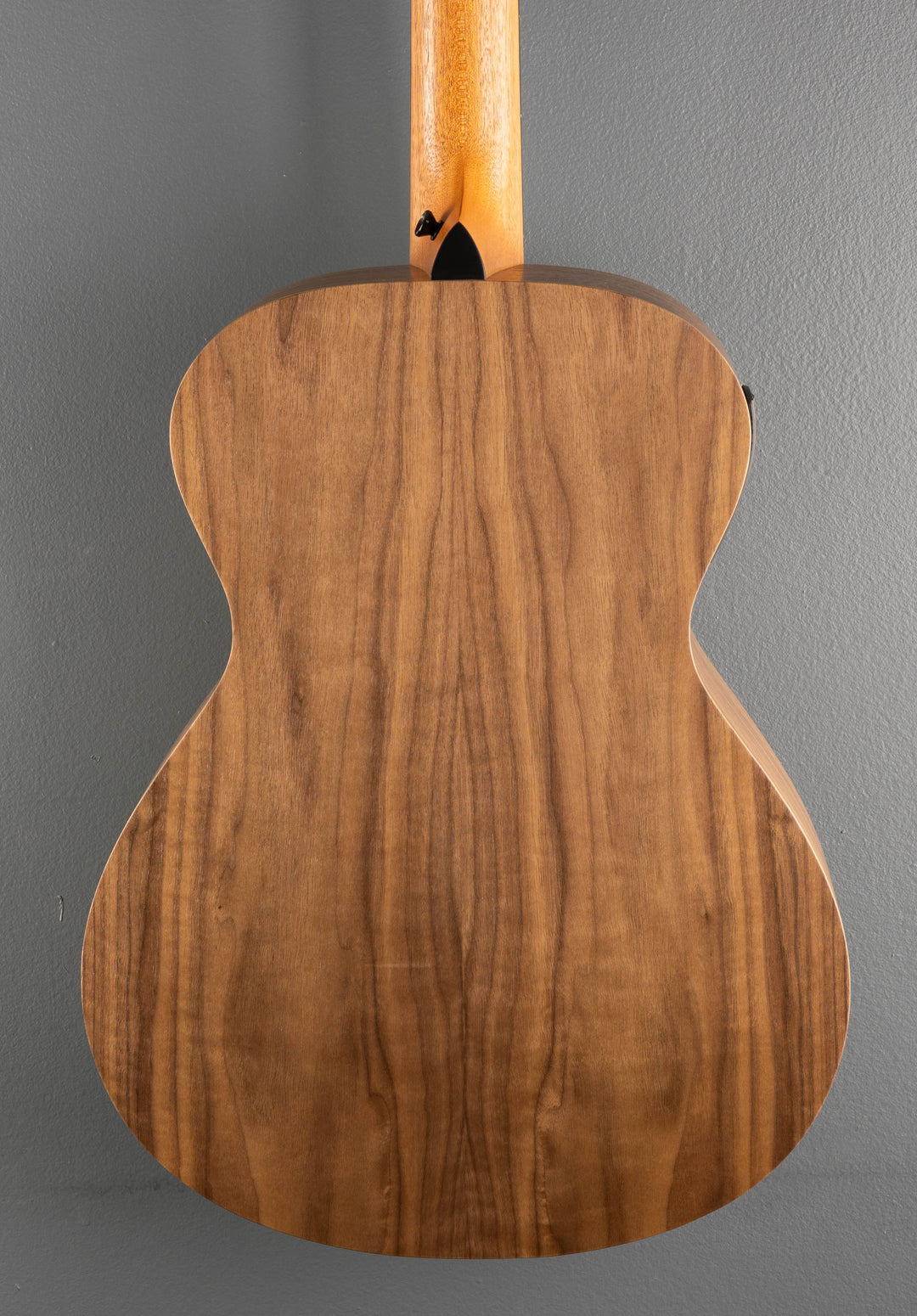 USED Academy 12E-N &