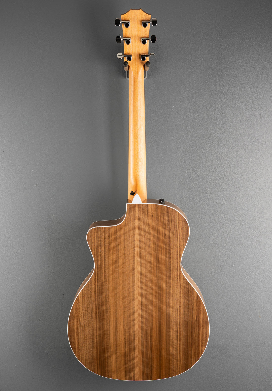 USED 214CE Walnut &