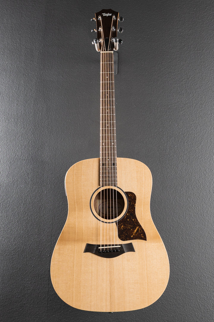 Used Big Baby Taylor (BBTe) &