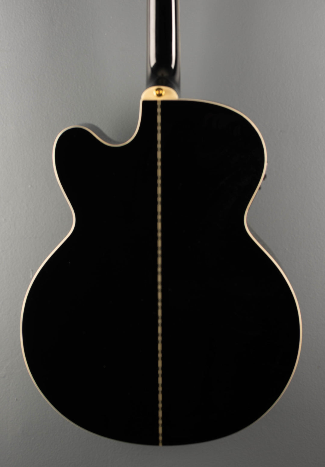J-200 EC Studio &