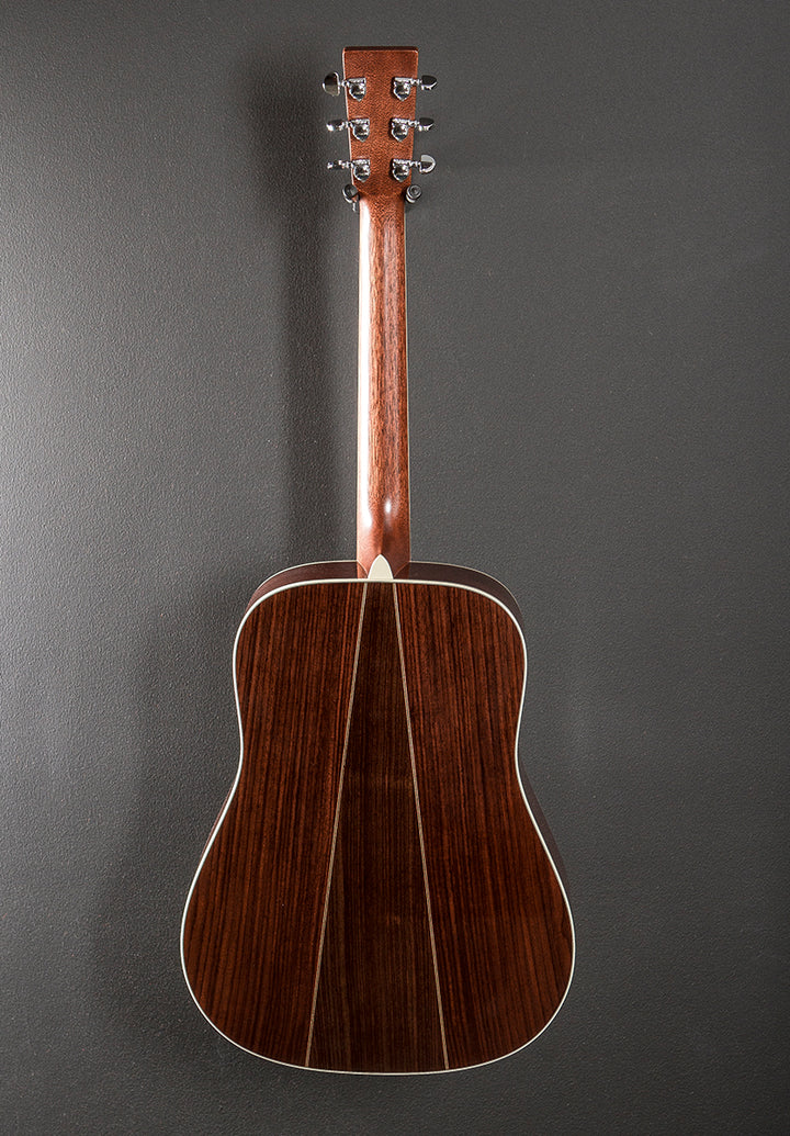 New for 2025 D-35 - Gloss 1935 Sunburst