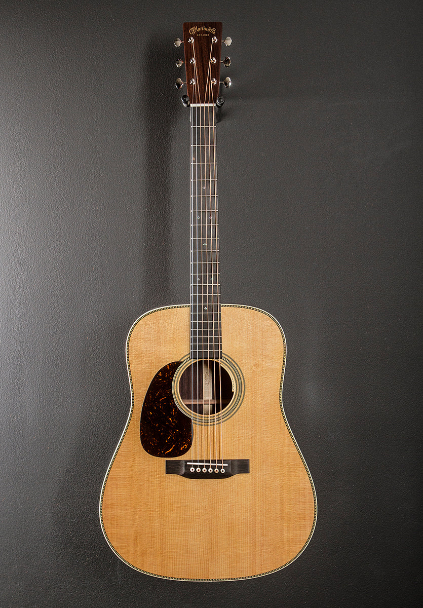 New for 2025 HD-28E w/LR Baggs Anthem Left Hand- Gloss Natural