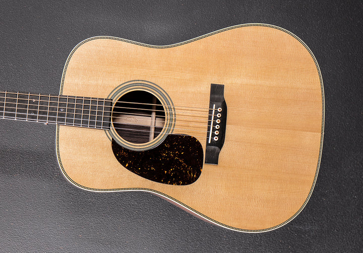New for 2025 HD-28E w/Fishman Aura VT Blend Left Hand- Gloss Natural