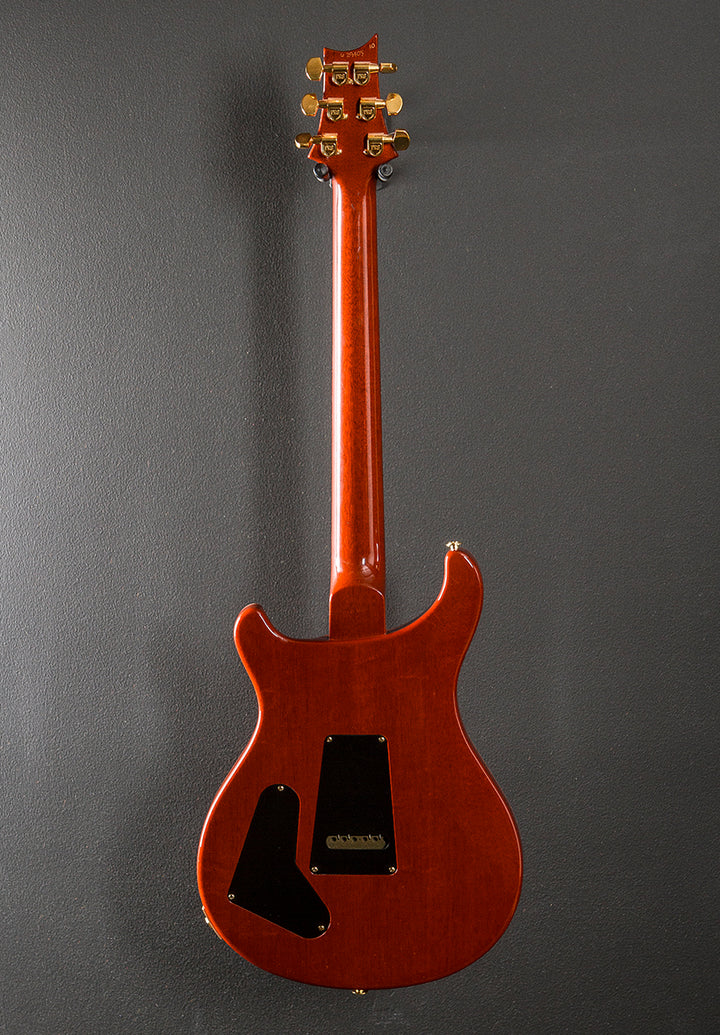 Custom 22 10 Top &