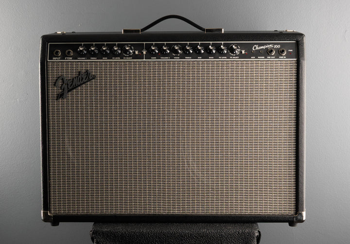USED Champion 100 2x12" Combo, Recent
