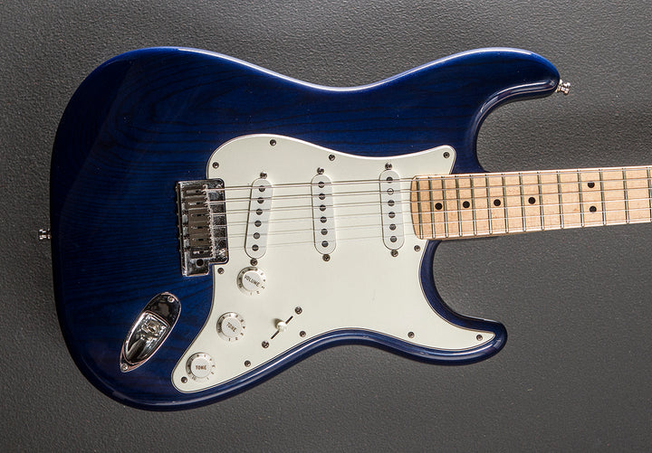 Used Custom Classic Strat &