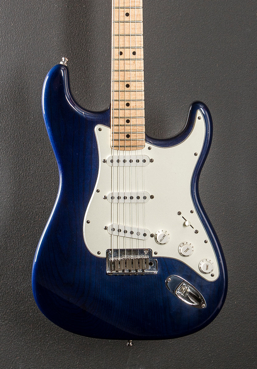 Used Custom Classic Strat &