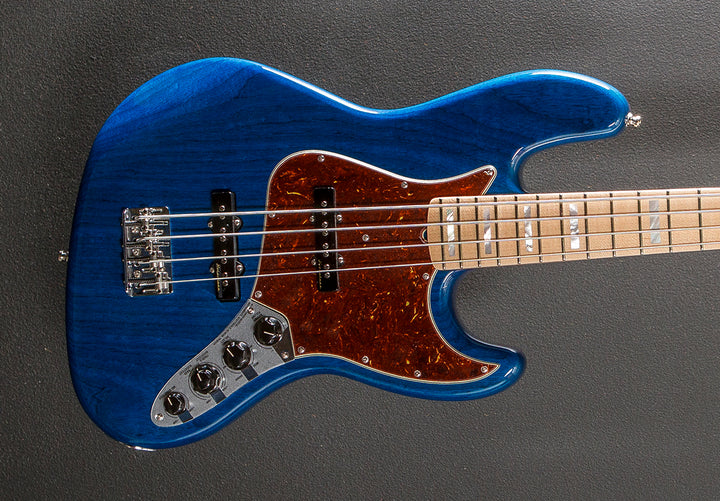 Used Custom Classic Jazz Bass &