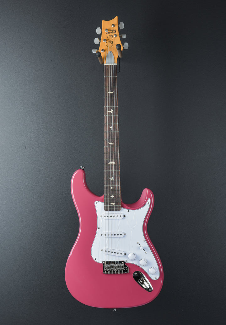 SE Silver Sky Rosewood &