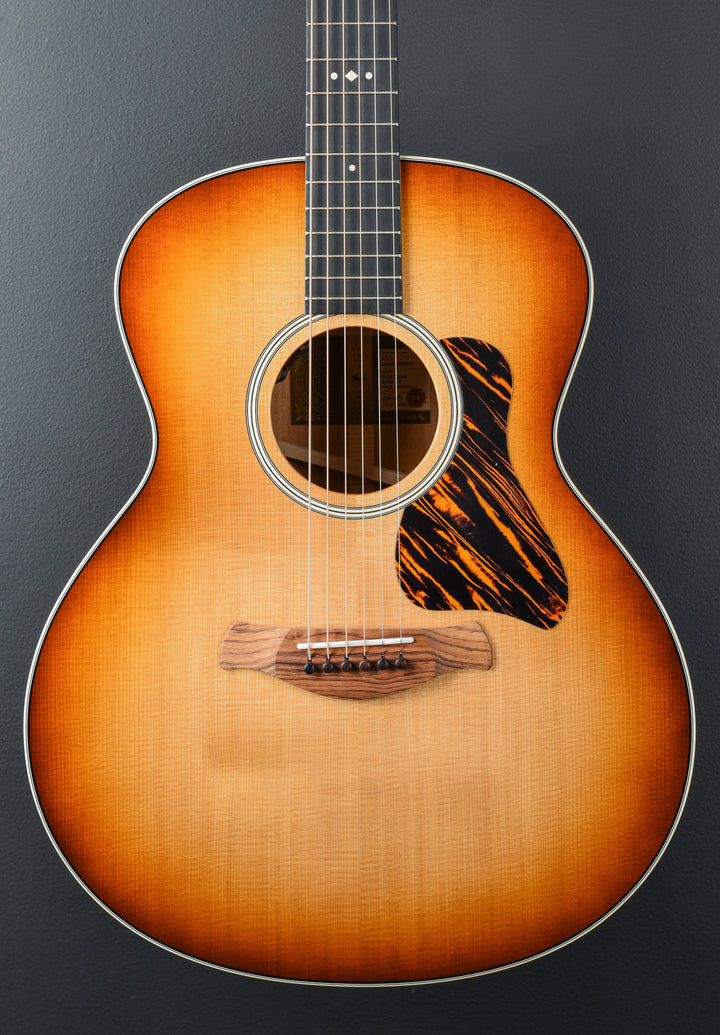 Gold Label 514e - Sunburst w/ Firestripe Pickguard