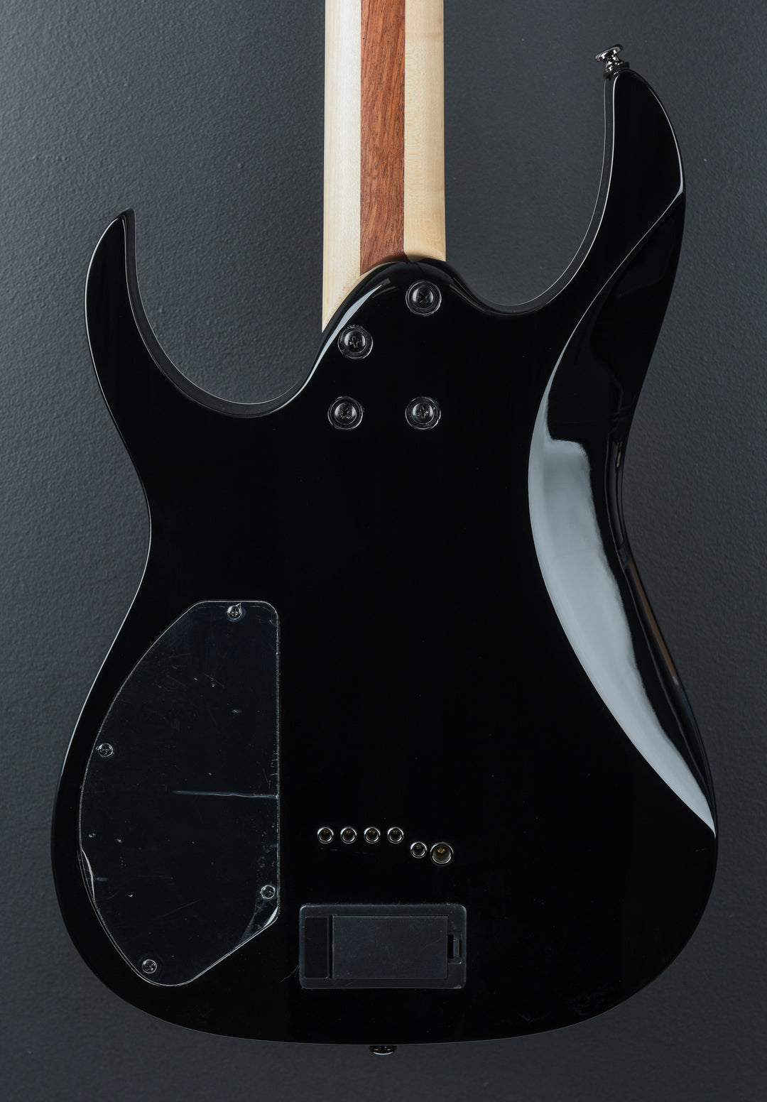 Iron Label RGIB21 - Black