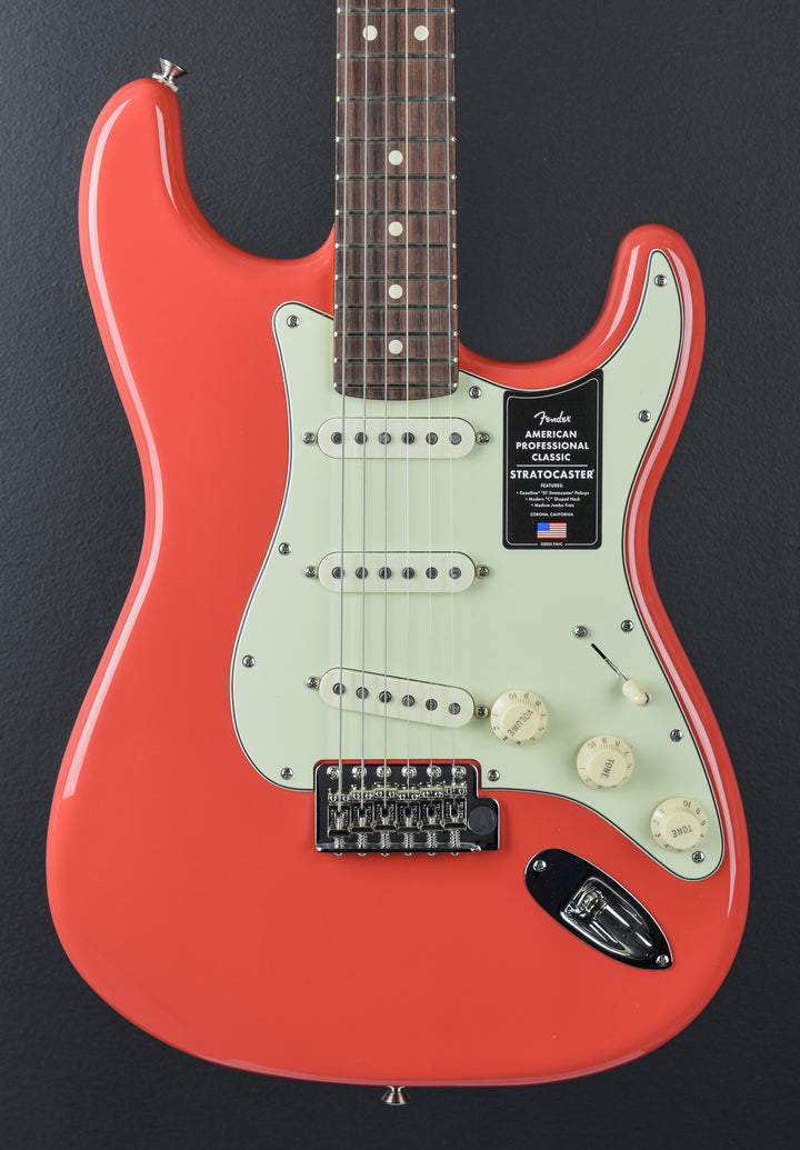American Professional Classic Stratocaster - Faded Dakota Red w/Rosewood