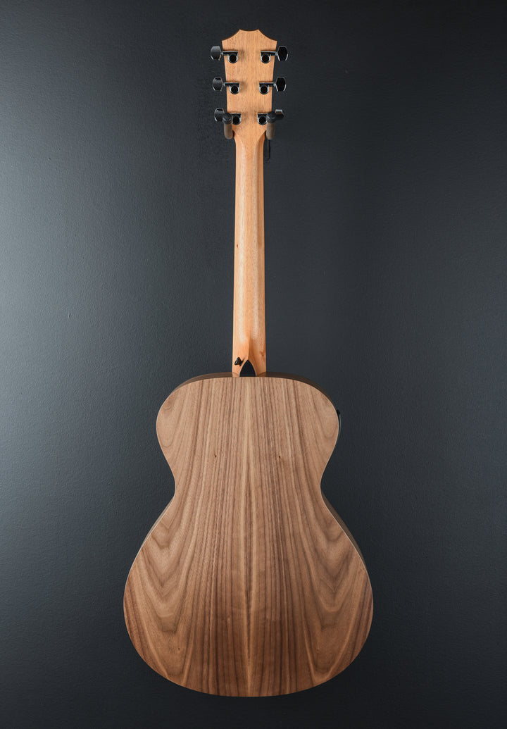 Academy 22e