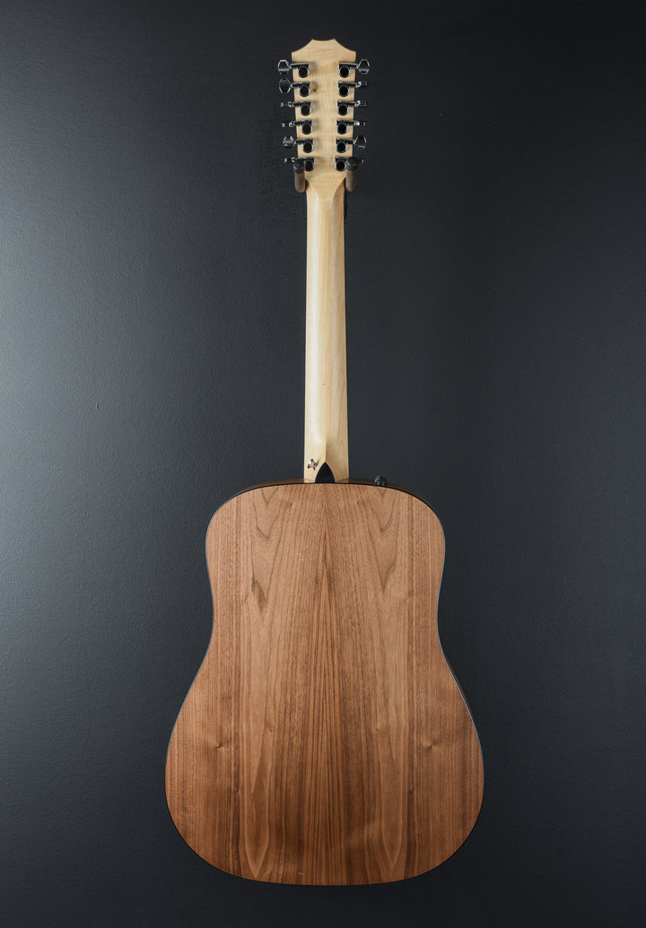 USED 150E 12 String &