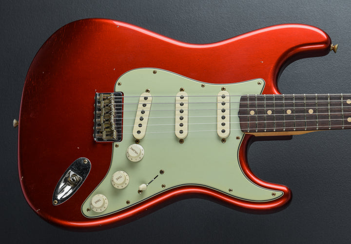 1960 Journeyman Relic Strat Hardtail - Candy Apple Red