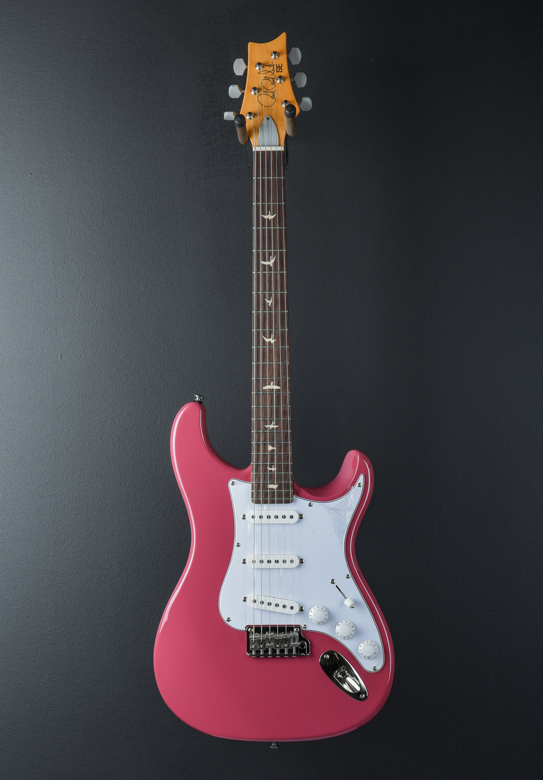 SE Silver Sky Rosewood &