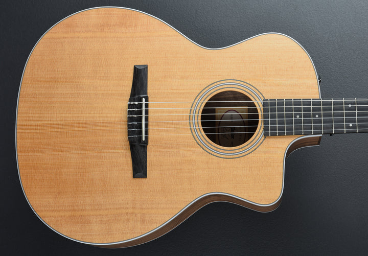 USED 214CE-N Walnut &