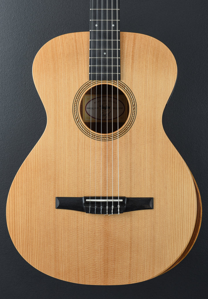 USED Academy 12E-N Left Hand &