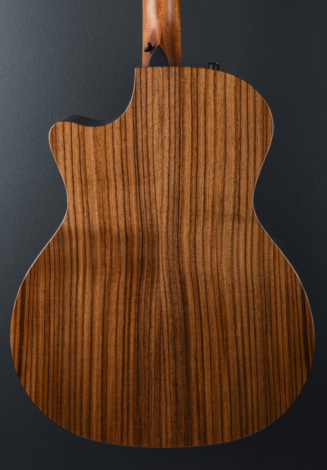 USED 414CE Studio SEB &