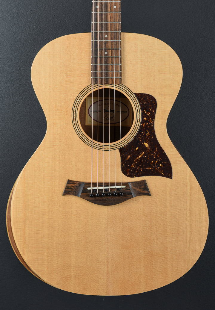 USED Academy 12E &