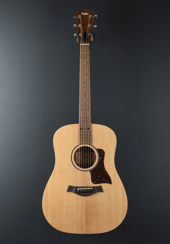 USED Big Baby Taylor (BBT) &