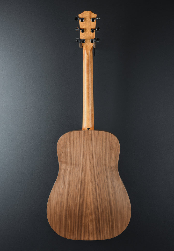 USED Big Baby Taylor (BBT) &
