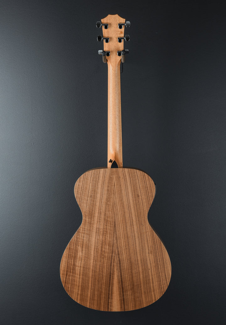 USED Academy 12E &