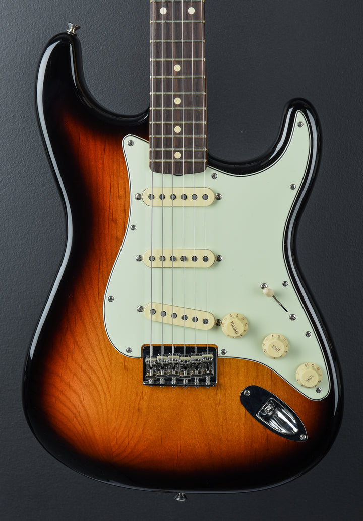 Robert Cray Stratocaster - 3 Color Sunburst