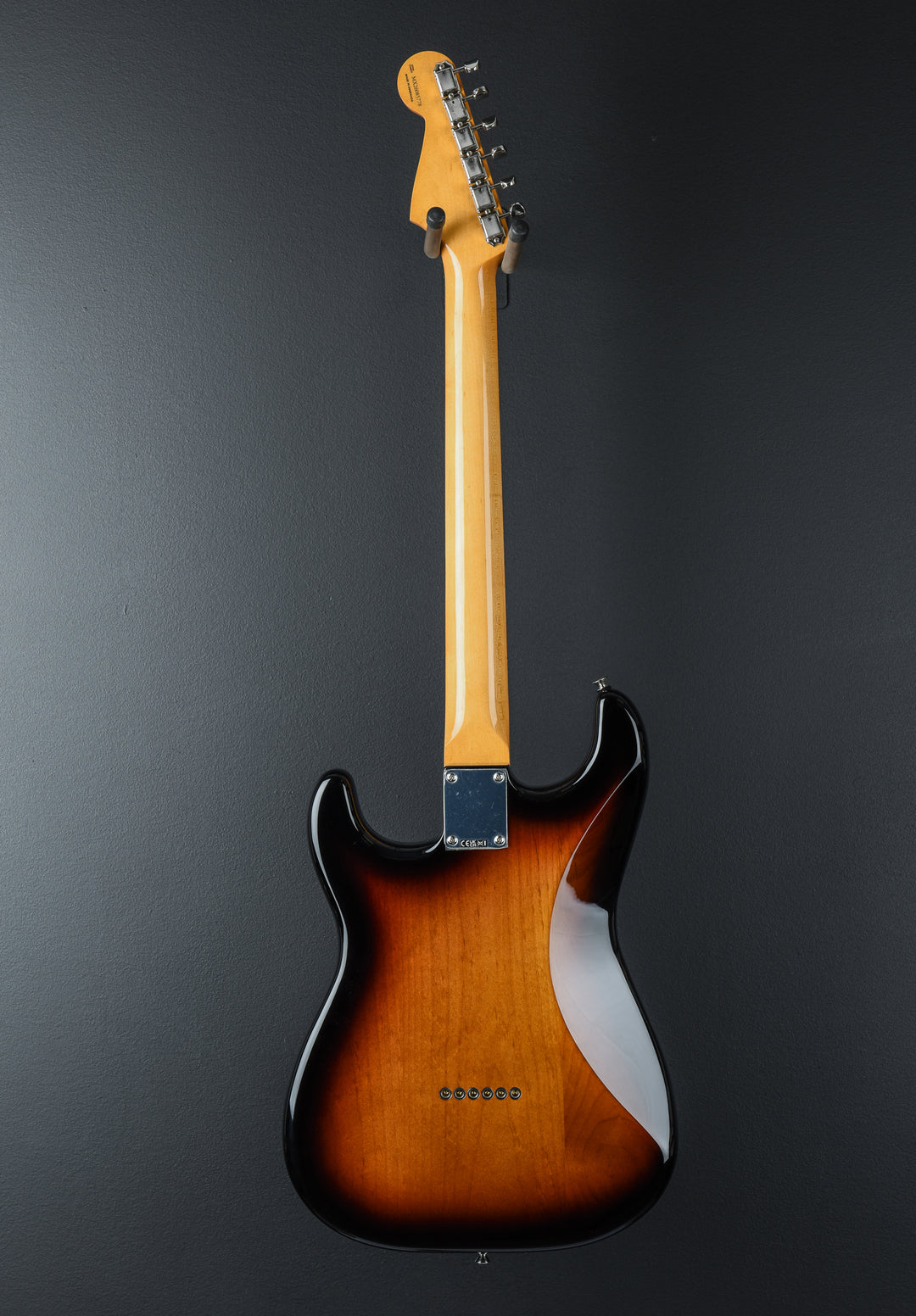 Robert Cray Stratocaster - 3 Color Sunburst