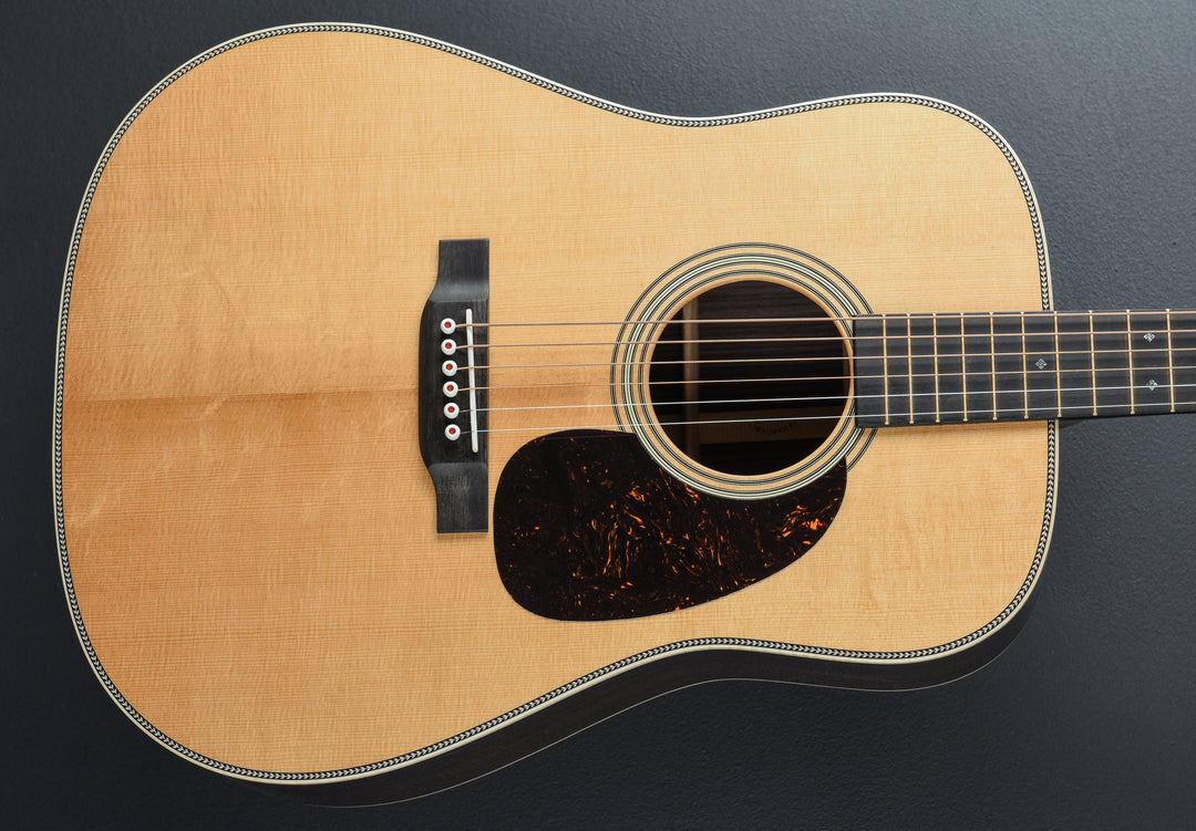 D-28 Modern Deluxe