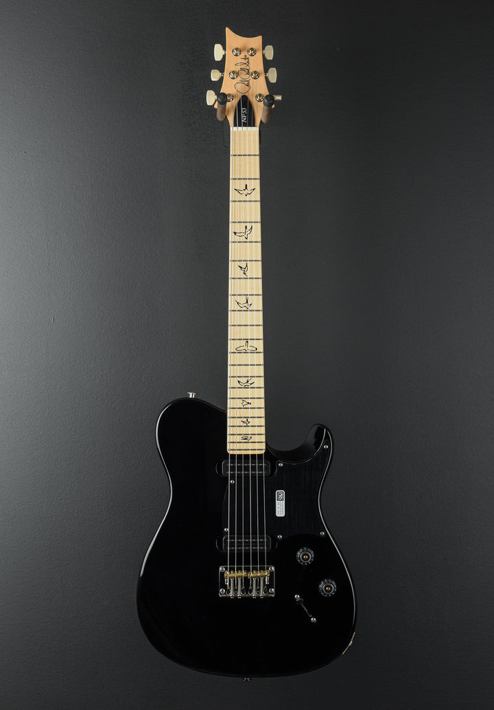 NF53 - Black