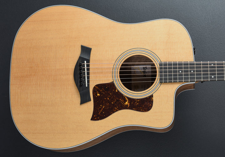 USED 210CE Walnut &