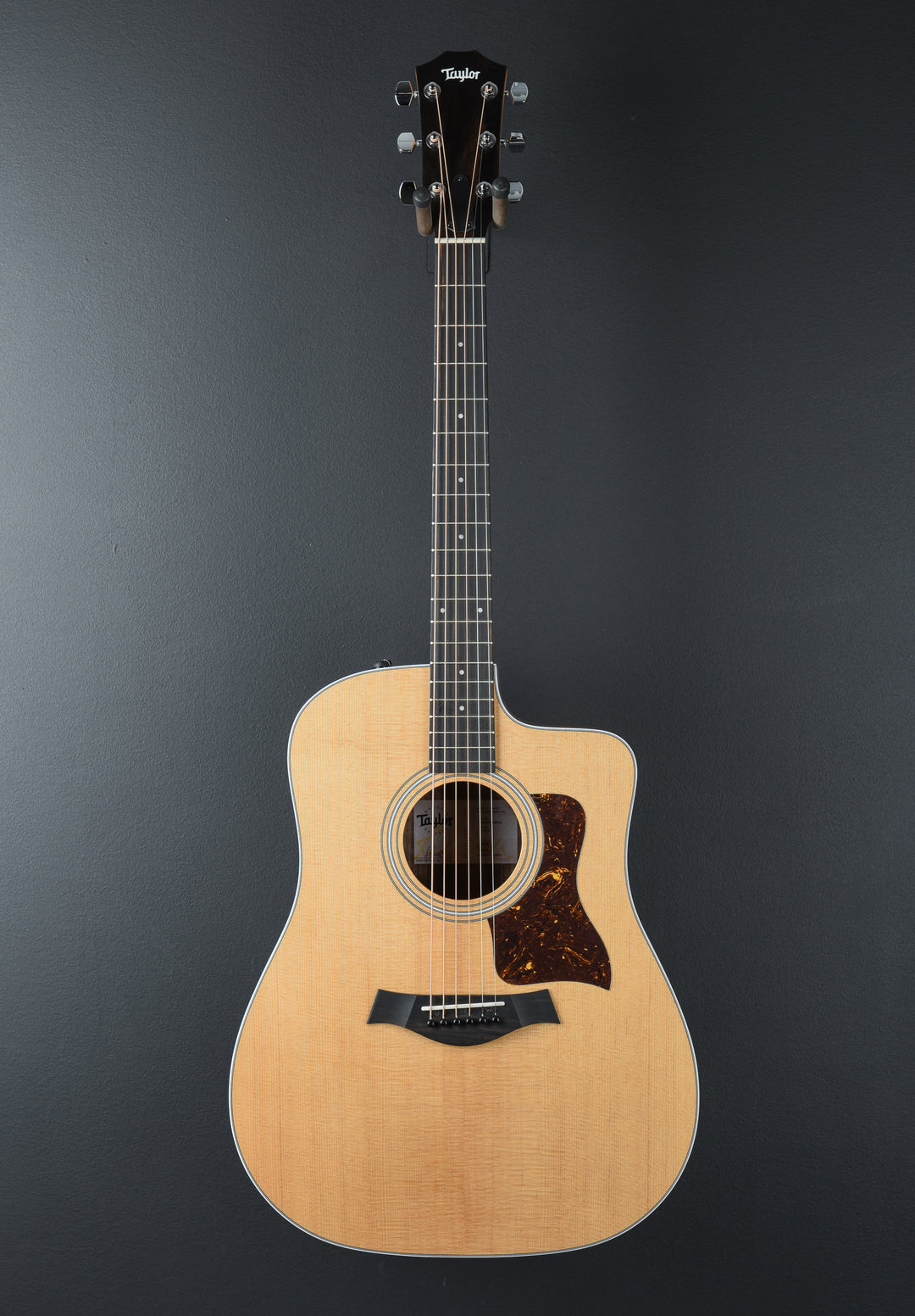USED 210CE Walnut &