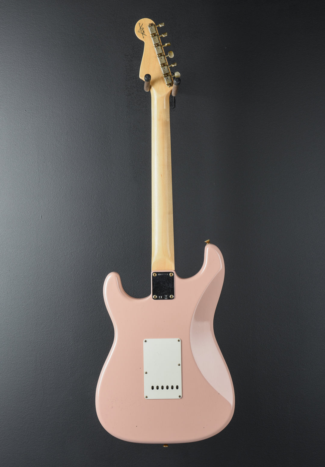 1960 Journeyman Relic Stratocaster - Shell Pink