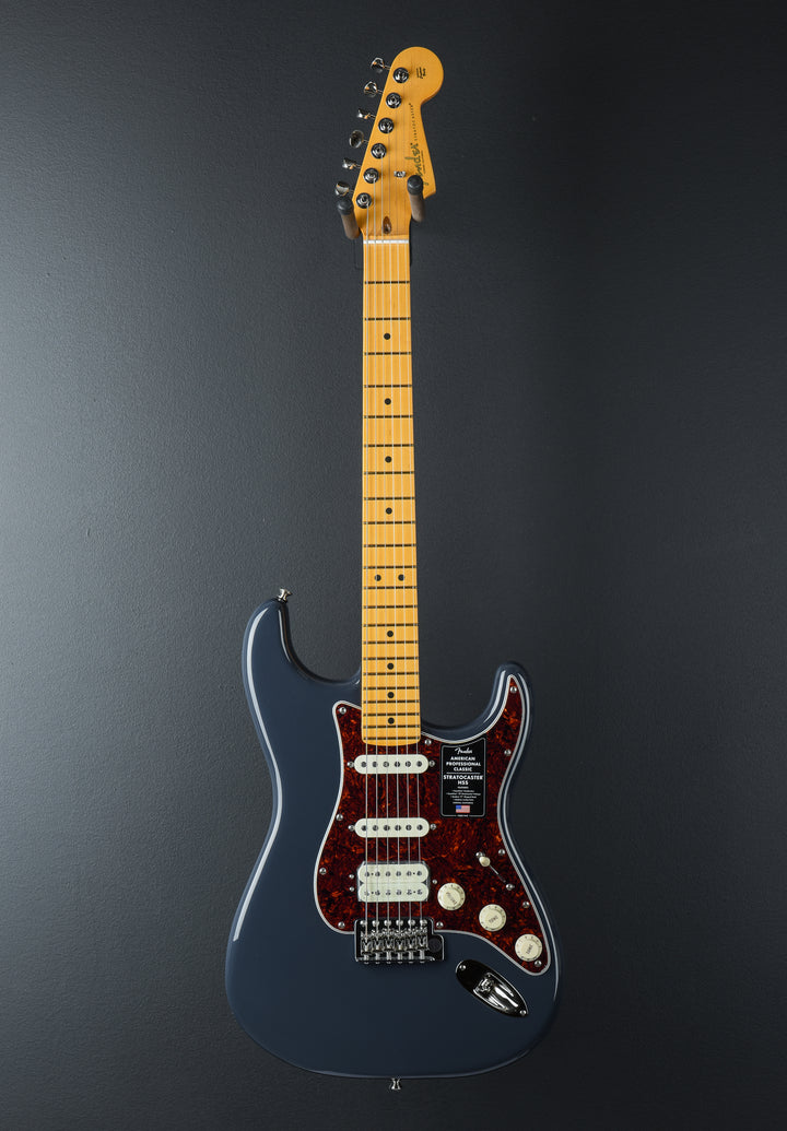 American Professional Classic Stratocaster HSS - Faded Black