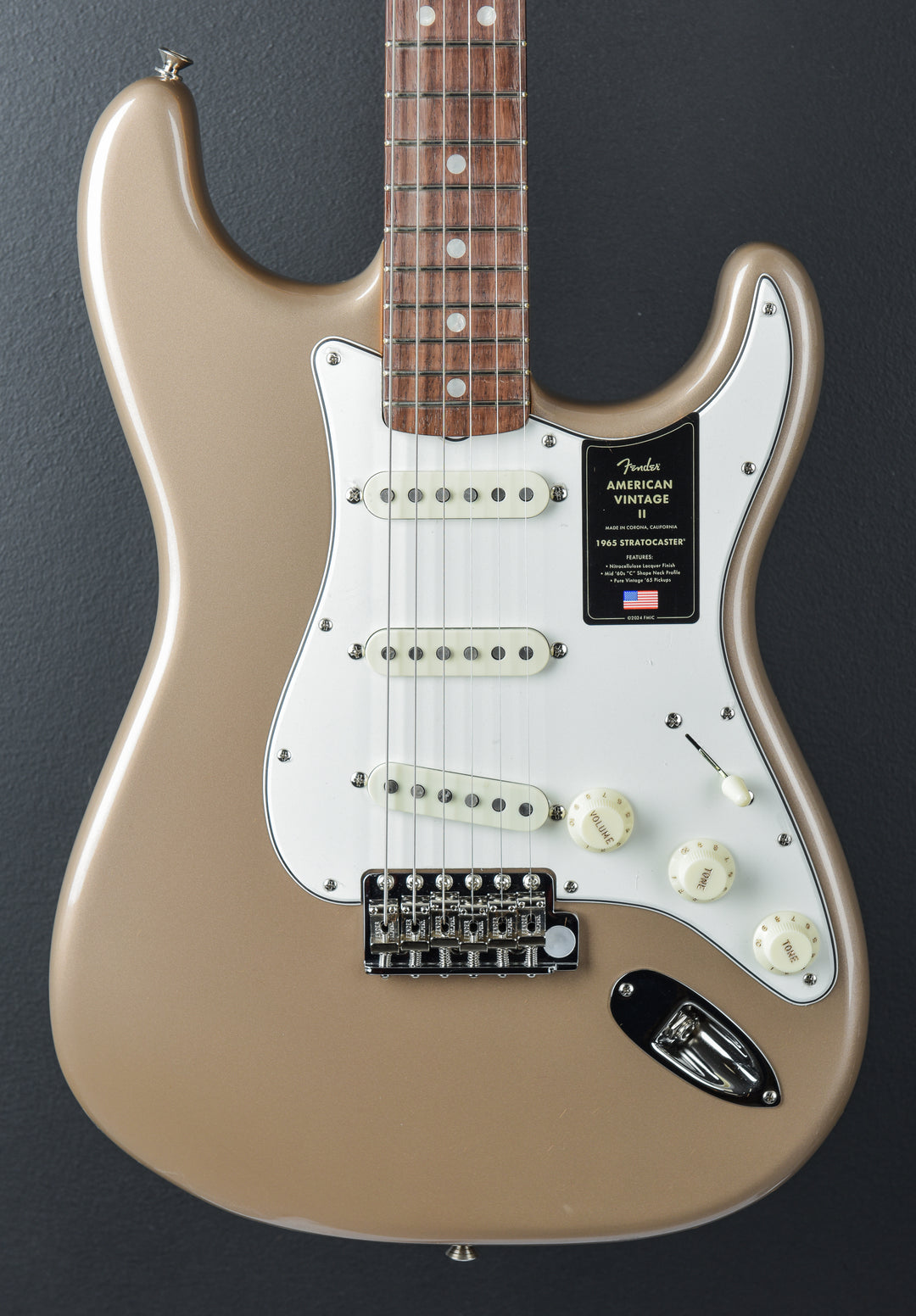 American Vintage II 1965 Stratocaster - Shoreline Gold