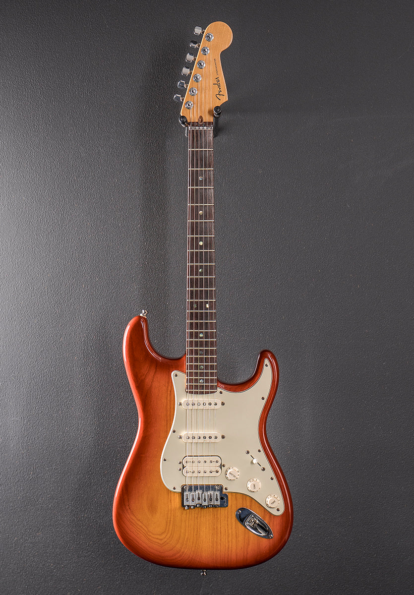 Used American Deluxe HSS Strat w/Deluxe Locking Tremolo &
