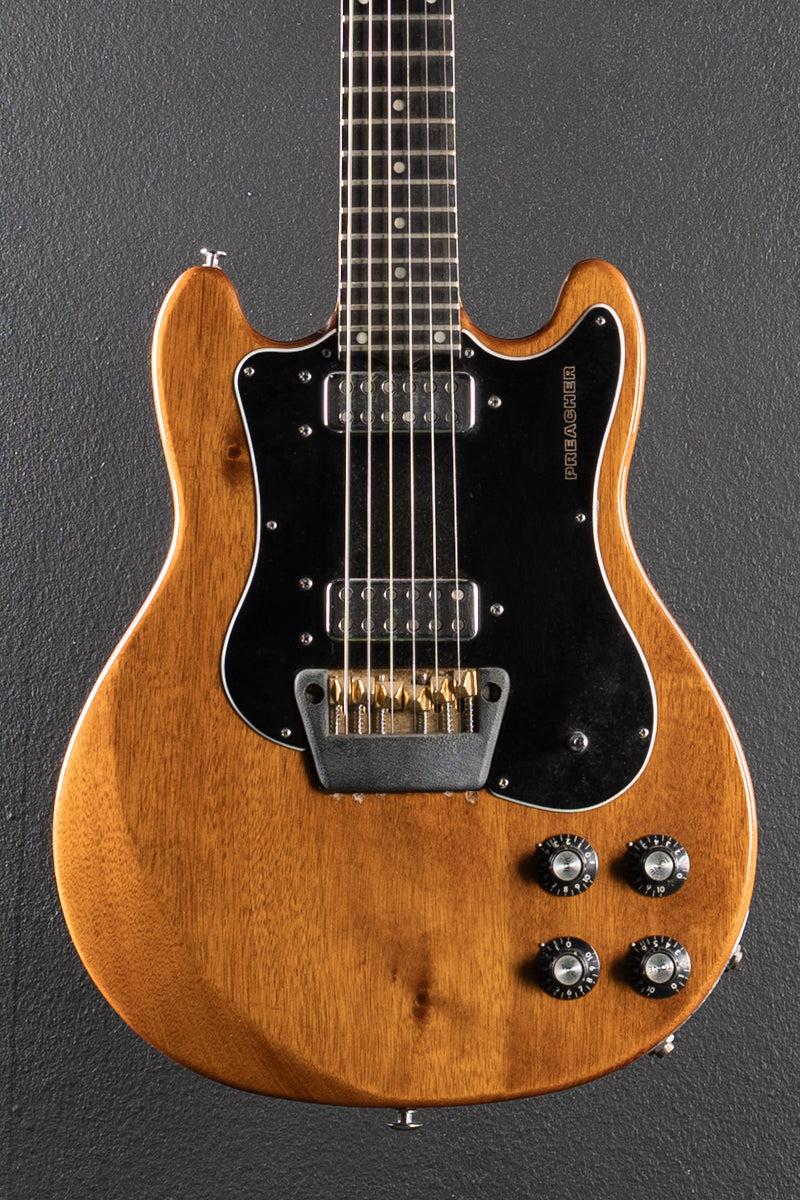 Model 1281 Preacher &