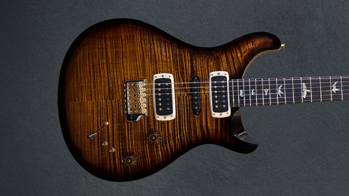 Modern Eagle V 10 Top - Black Gold Wraparound Burst