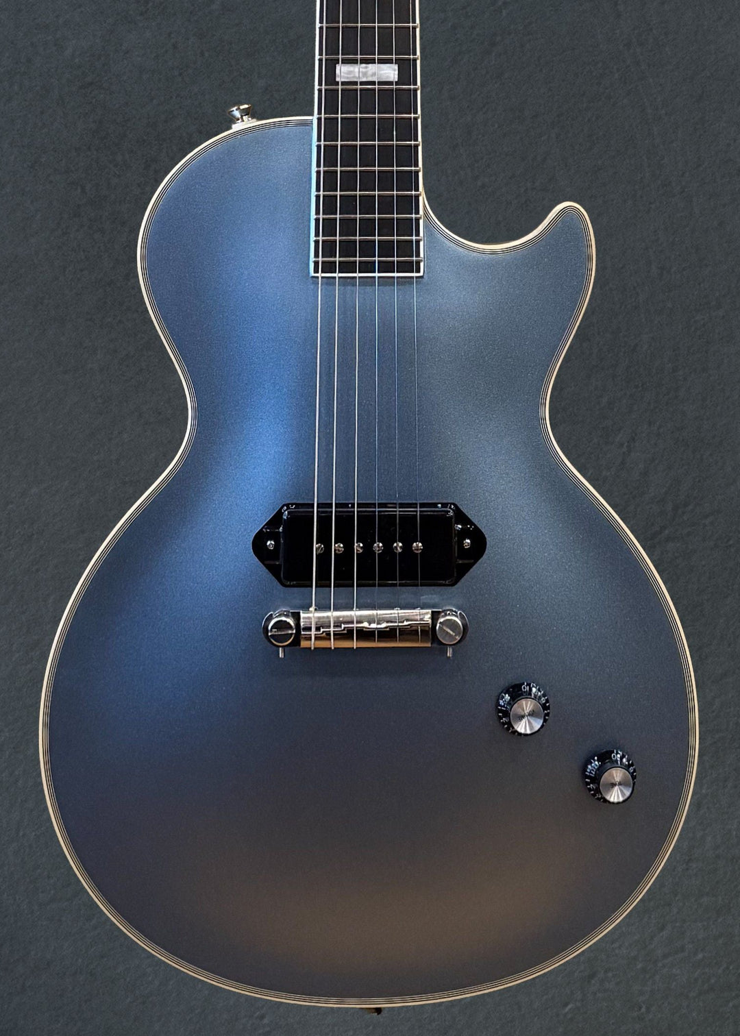 Jared James Nichols "Blues Power" Les Paul Custom - Aged Pelham Blue